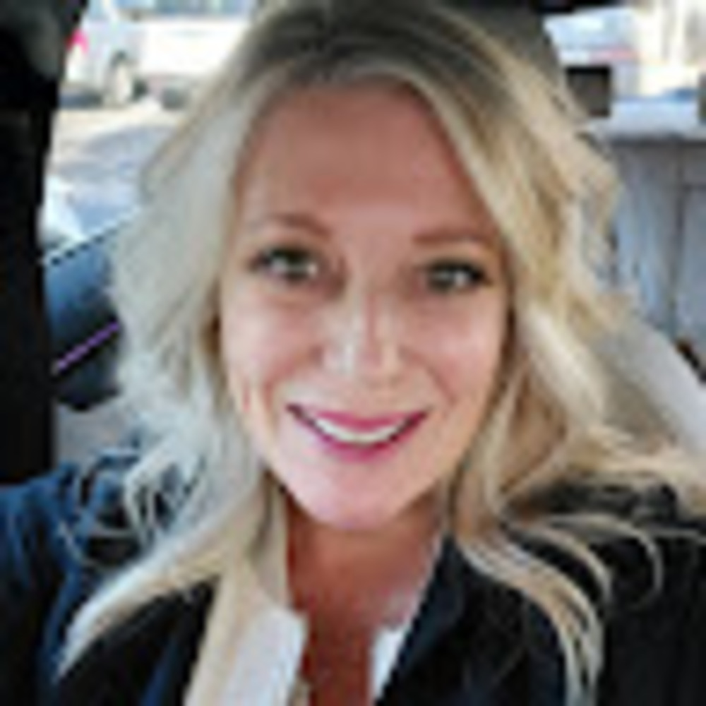 Meet your Posher, Jennifer